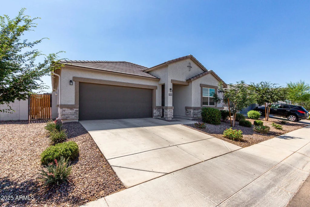 37044 N Aleutian Drive, San Tan Valley
