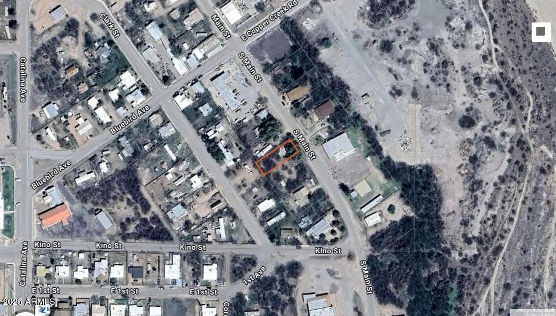 Photo of Listing #6933550