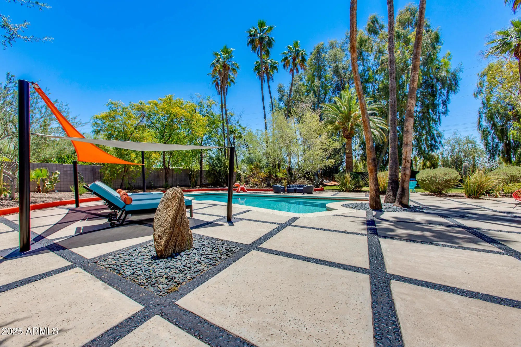 Photo of Listing #6898573