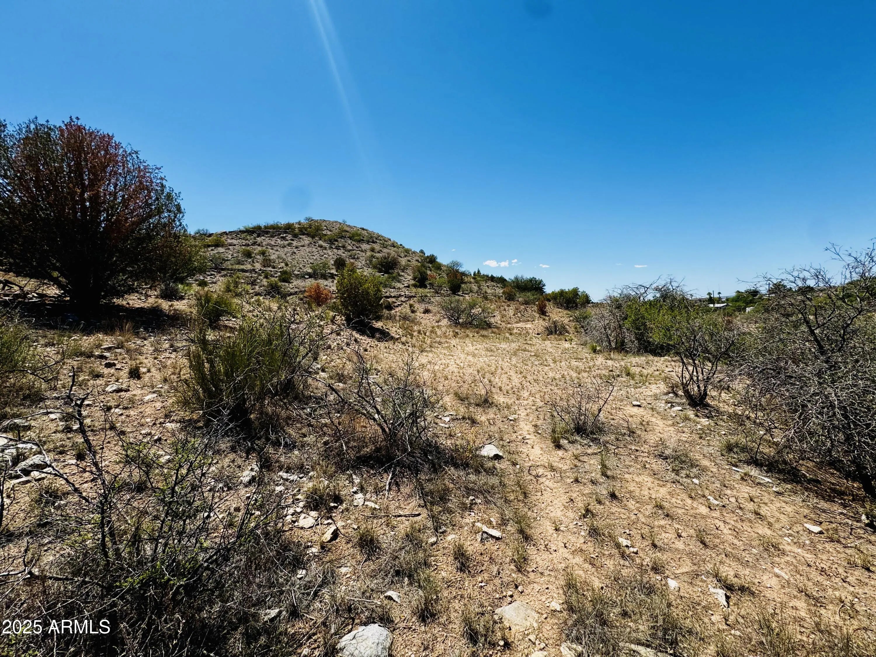 Photo of Listing #6899177