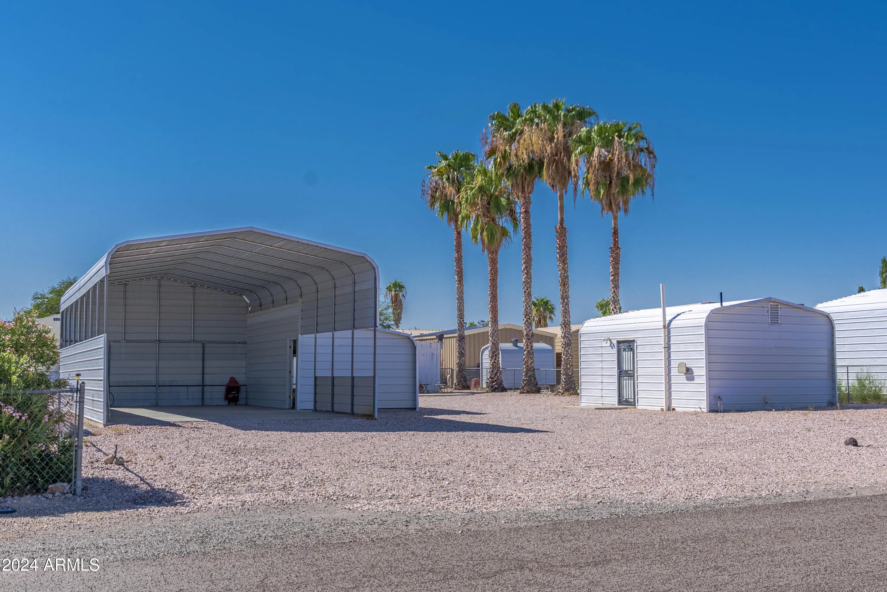 Photo of Listing #6898817