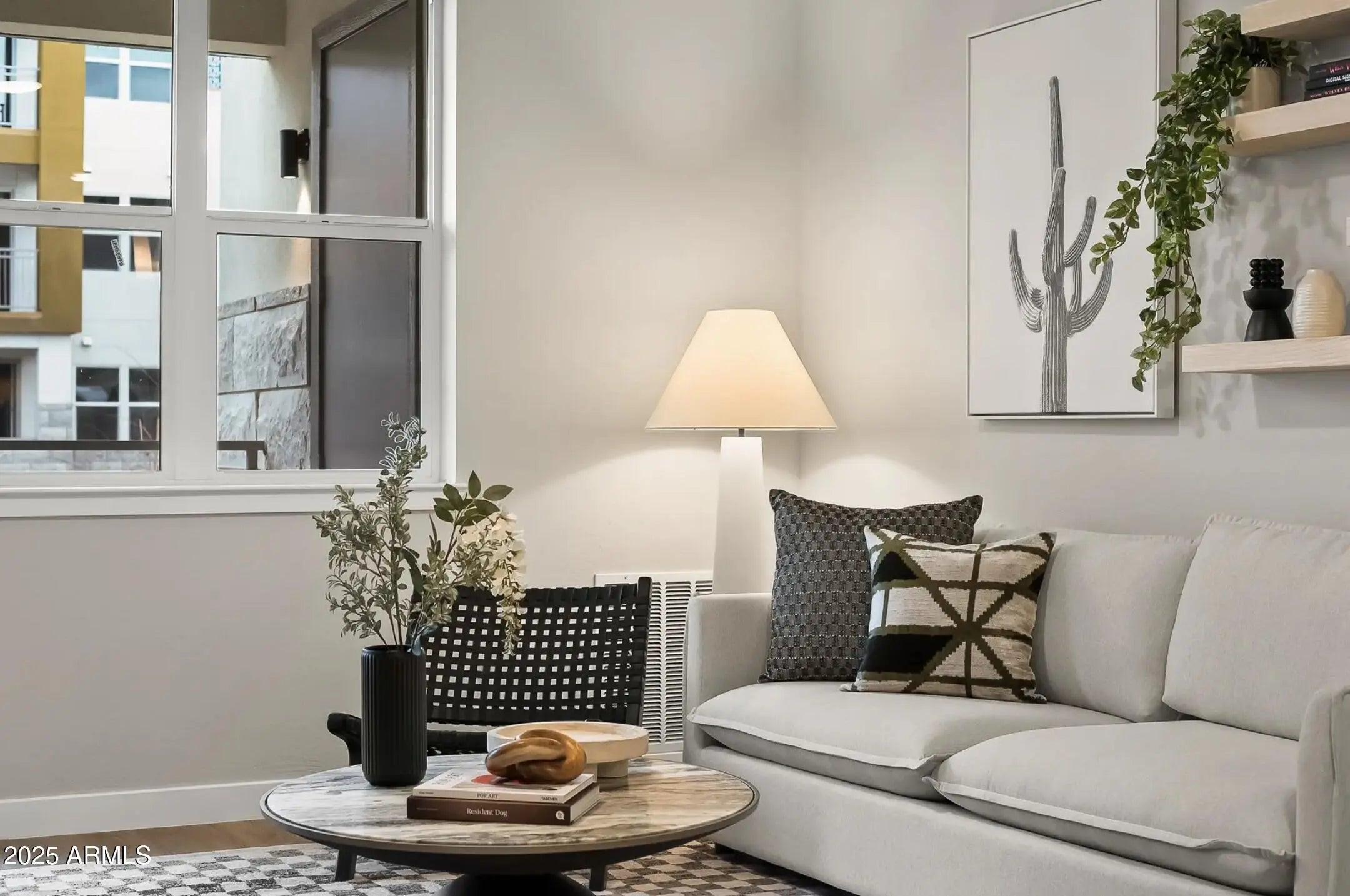 Photo of Listing #6898892