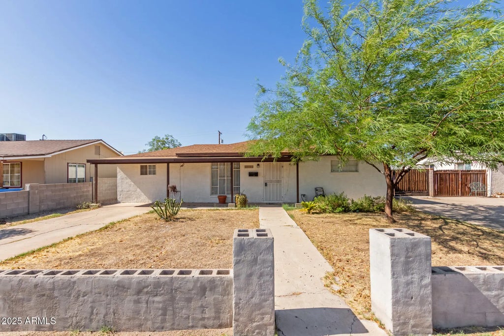 2752 W Royal Palm Road, Phoenix