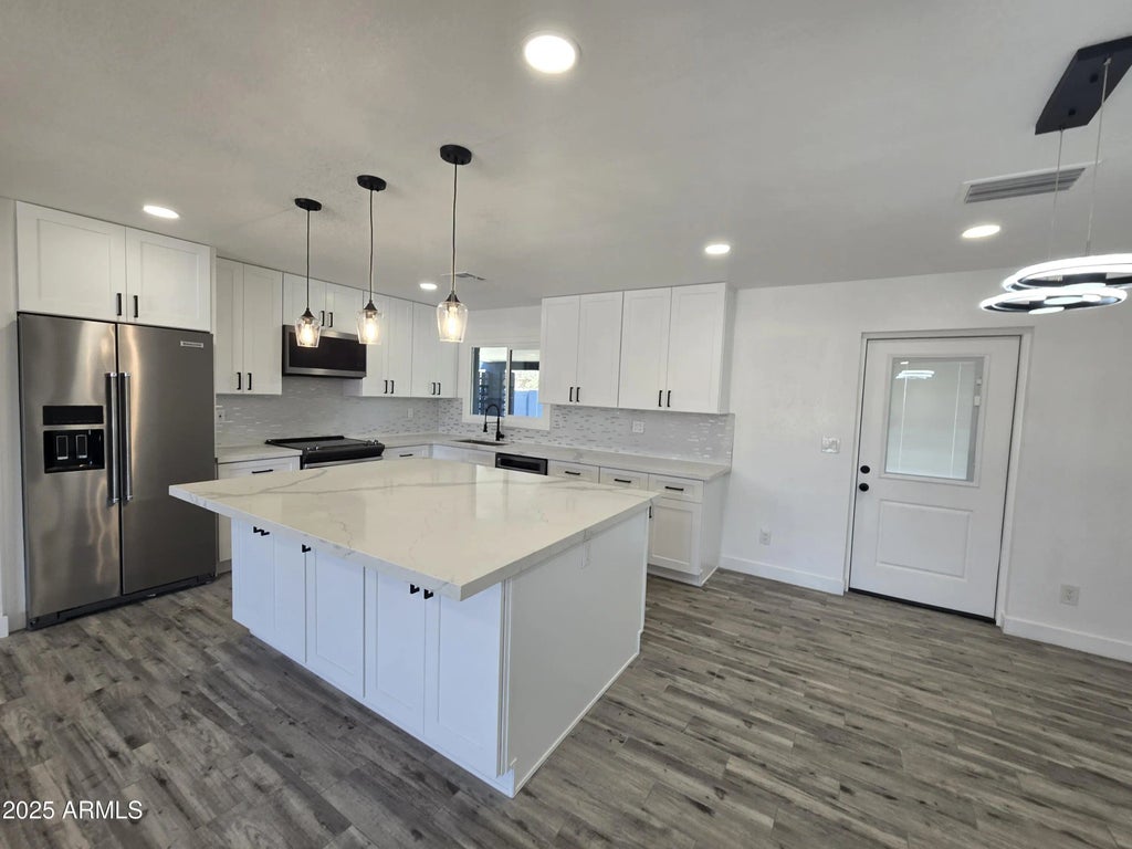 206 E Manhatton Drive, Tempe