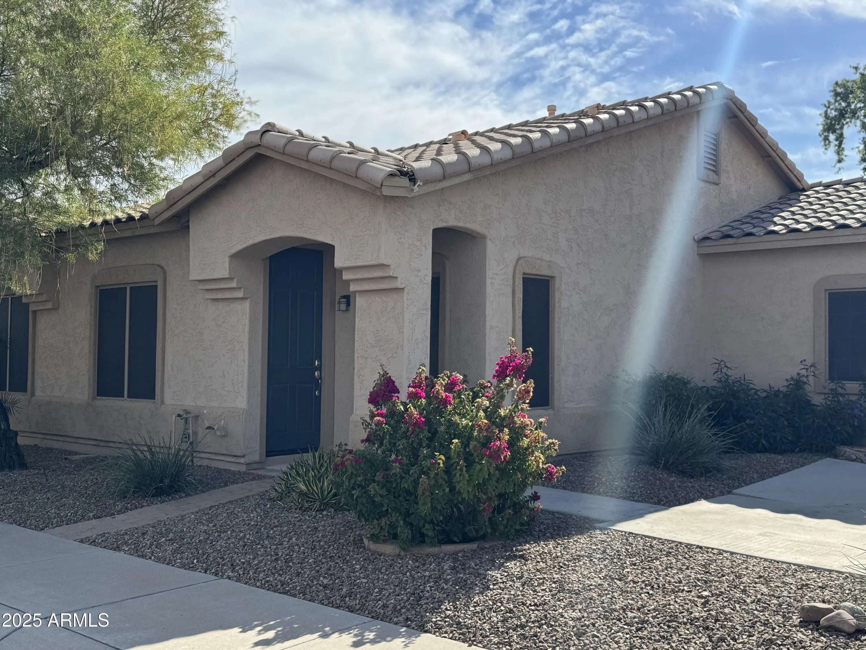 Photo of Listing #6899148