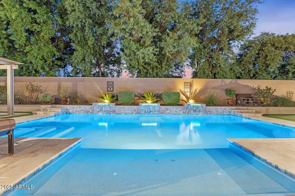 1681 E Brigadier Court, Gilbert