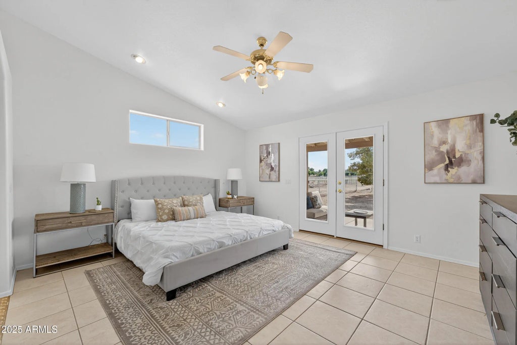 6802 N Citrus Road, Waddell