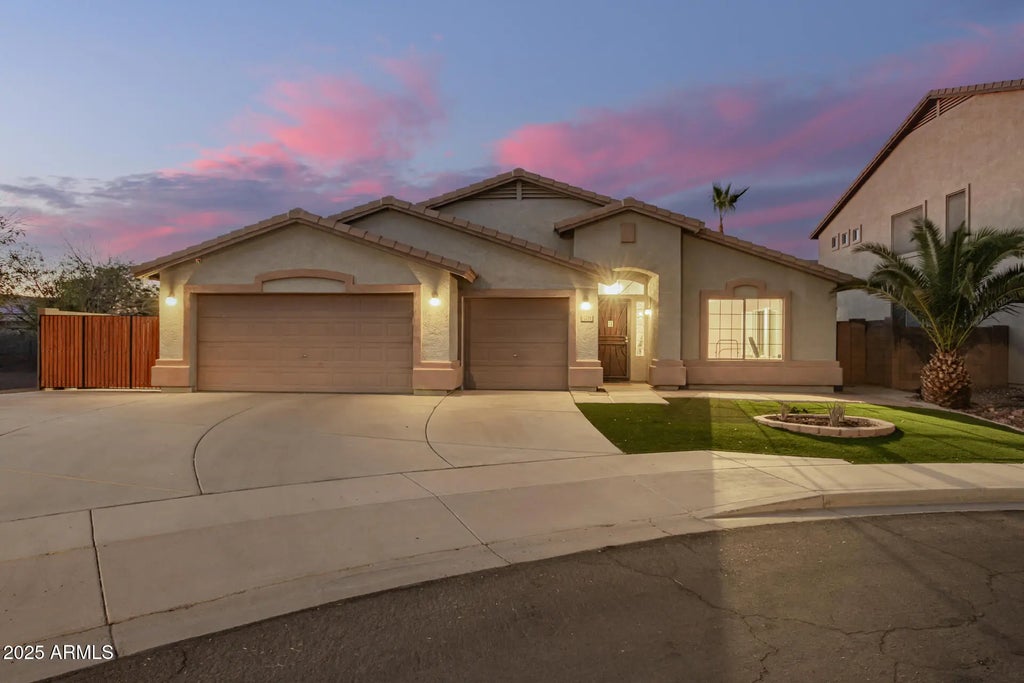 7724 W Encinas Lane, Phoenix
