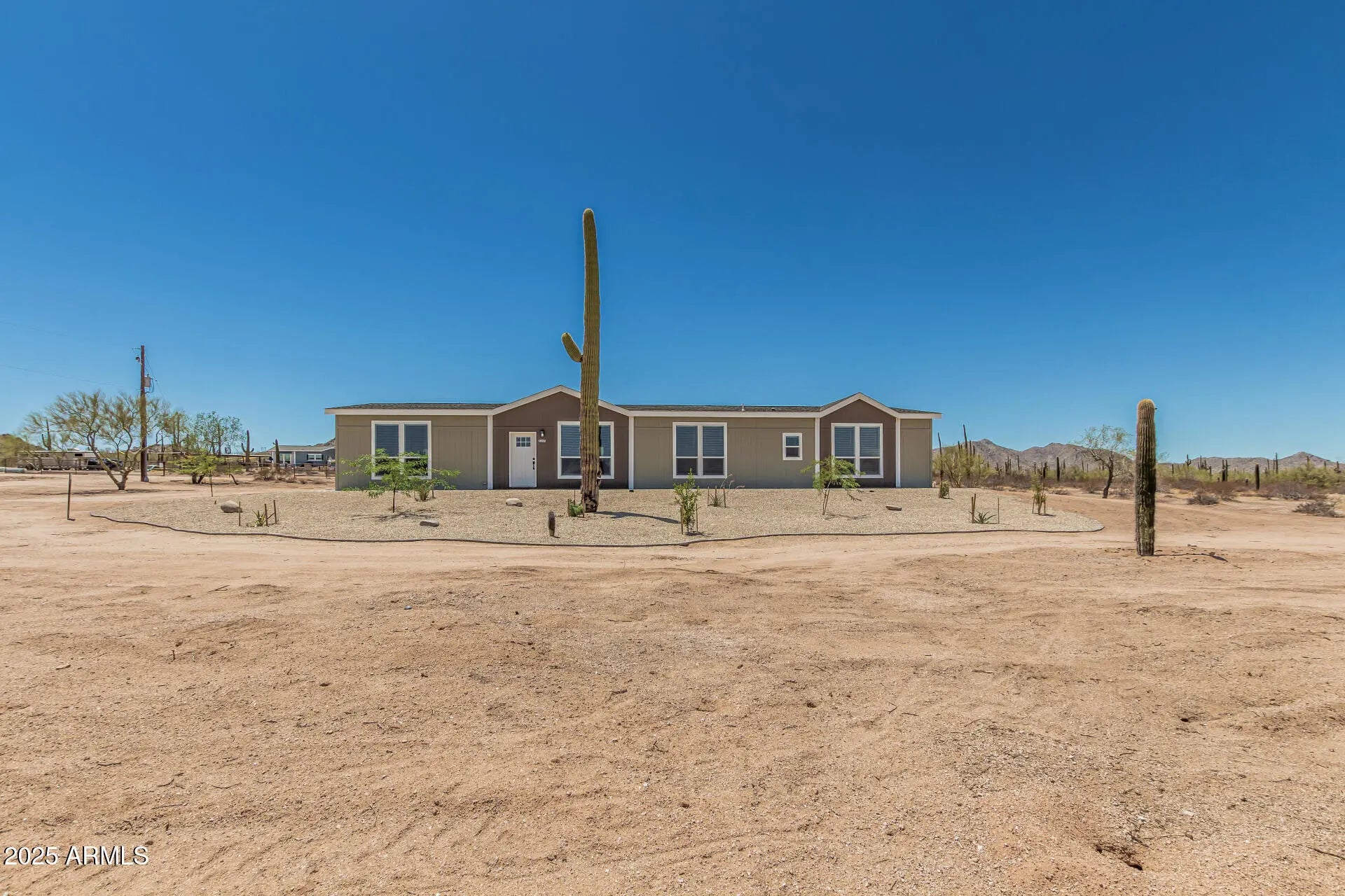 Photo of Listing #6900831