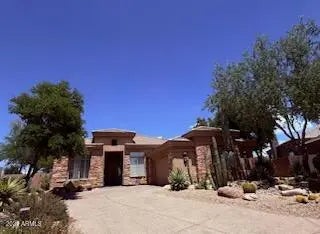 Photo of Listing #6904115