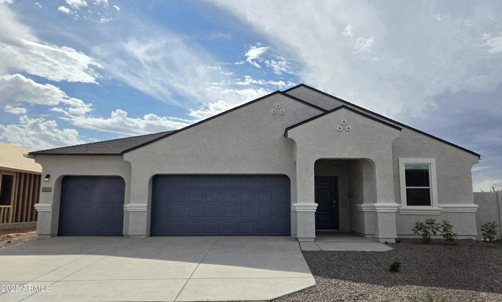 5709 E Freesia Lane, San Tan Valley