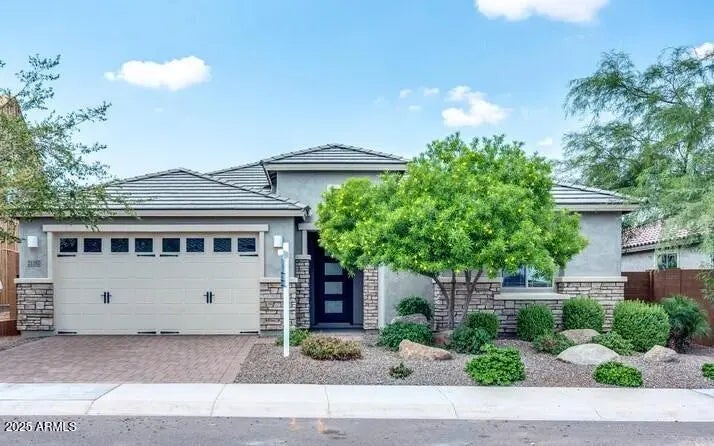 Photo of Listing #6908013