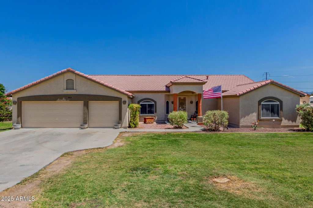 3013 S 201st Drive, Buckeye