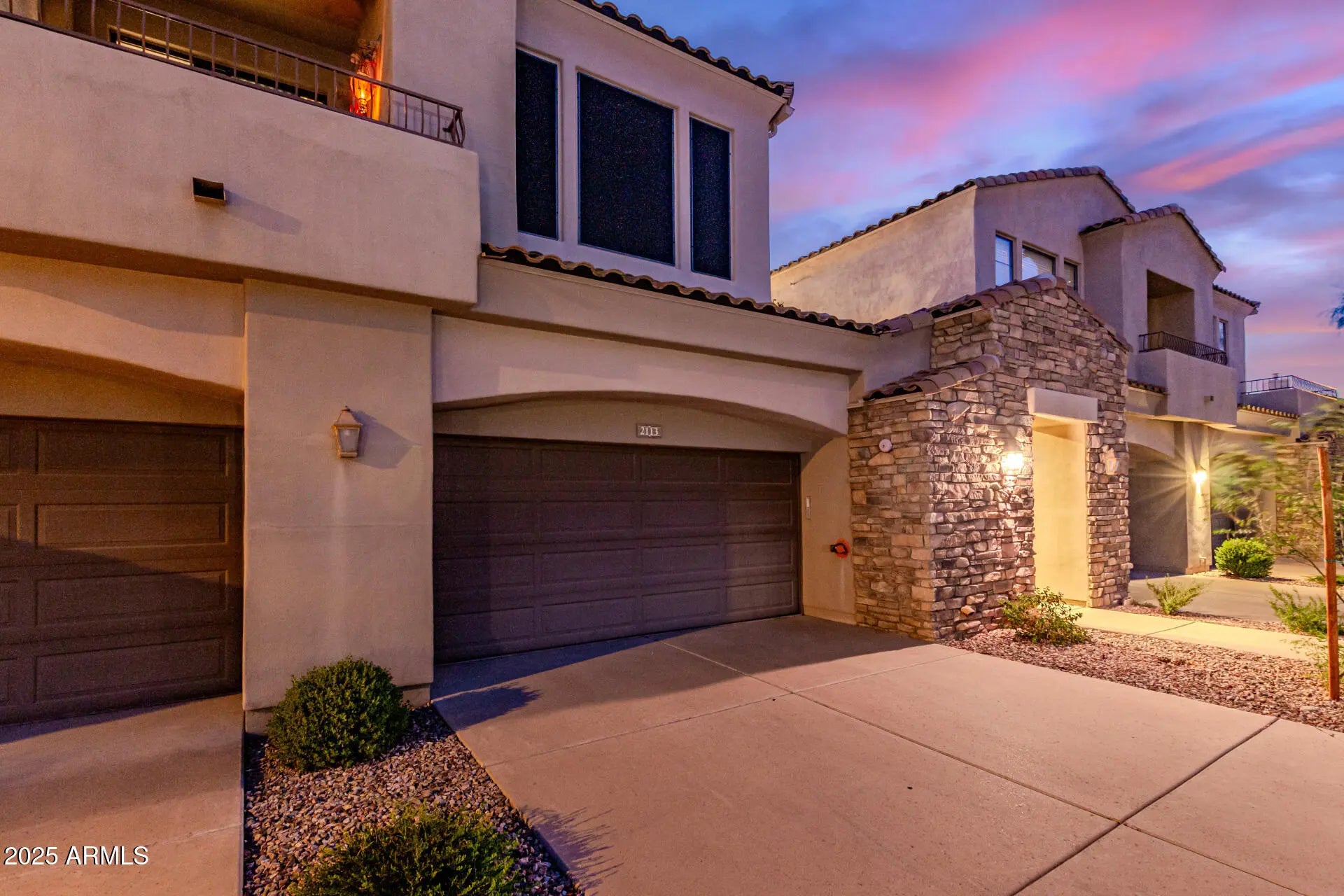 Photo of Listing #6900553