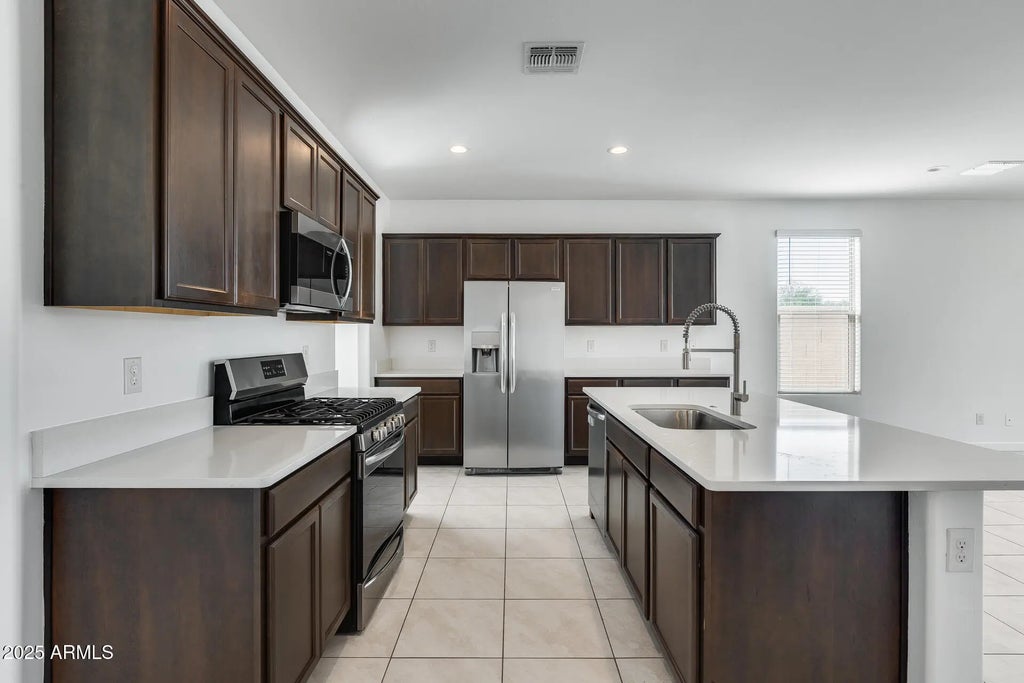 939 W Angus Road, San Tan Valley