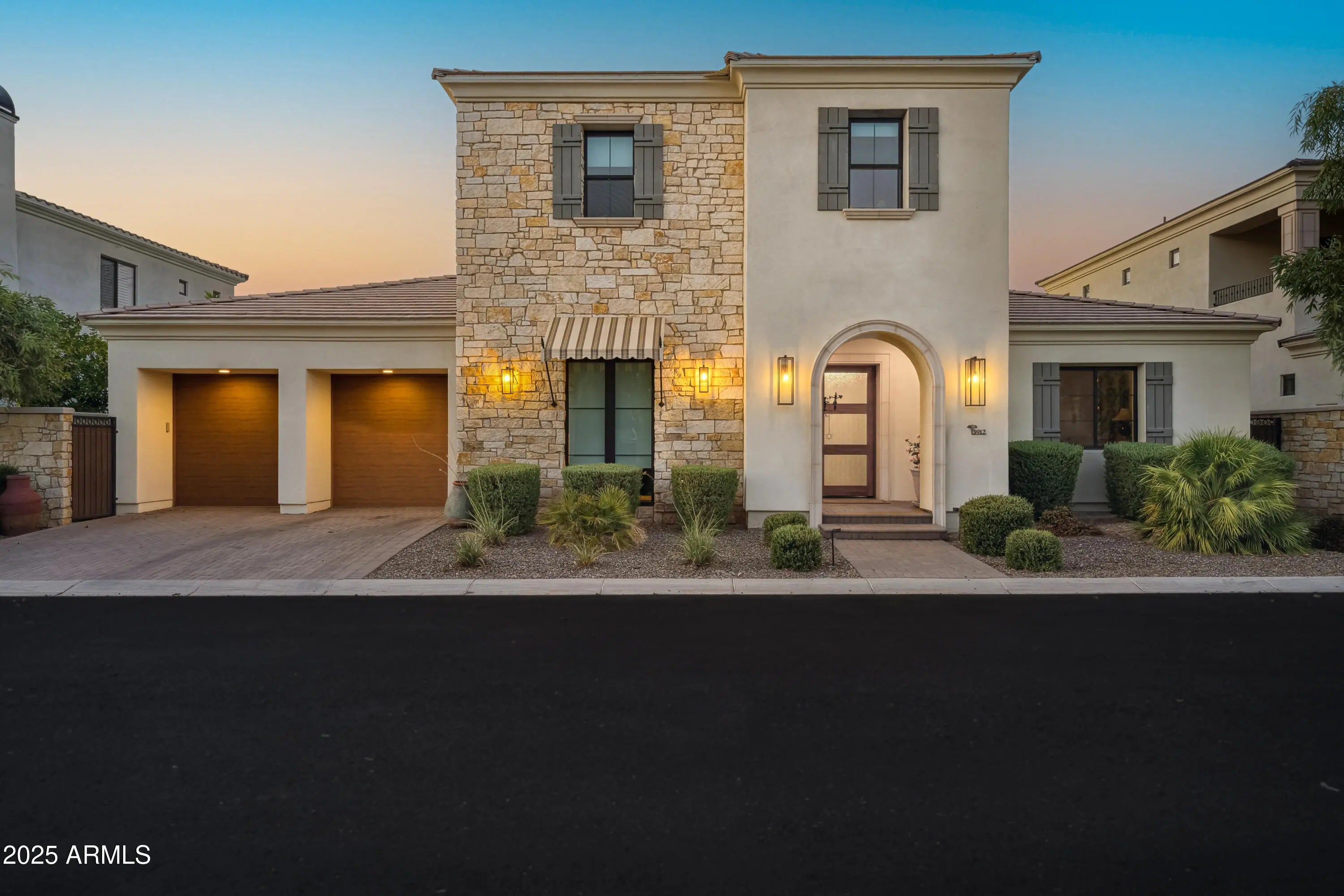 Photo of Listing #6900386