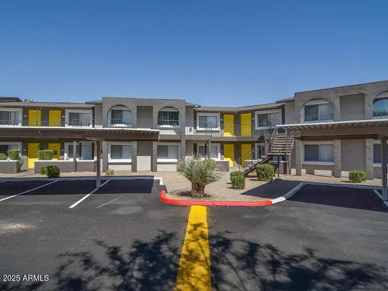 Photo of Listing #6900345