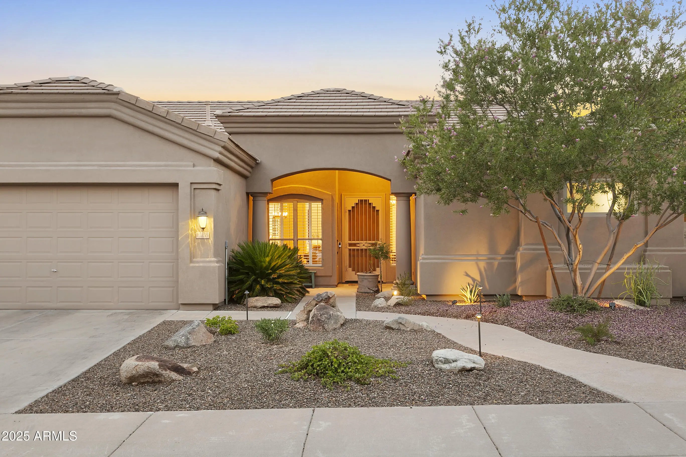 Photo of Listing #6933973