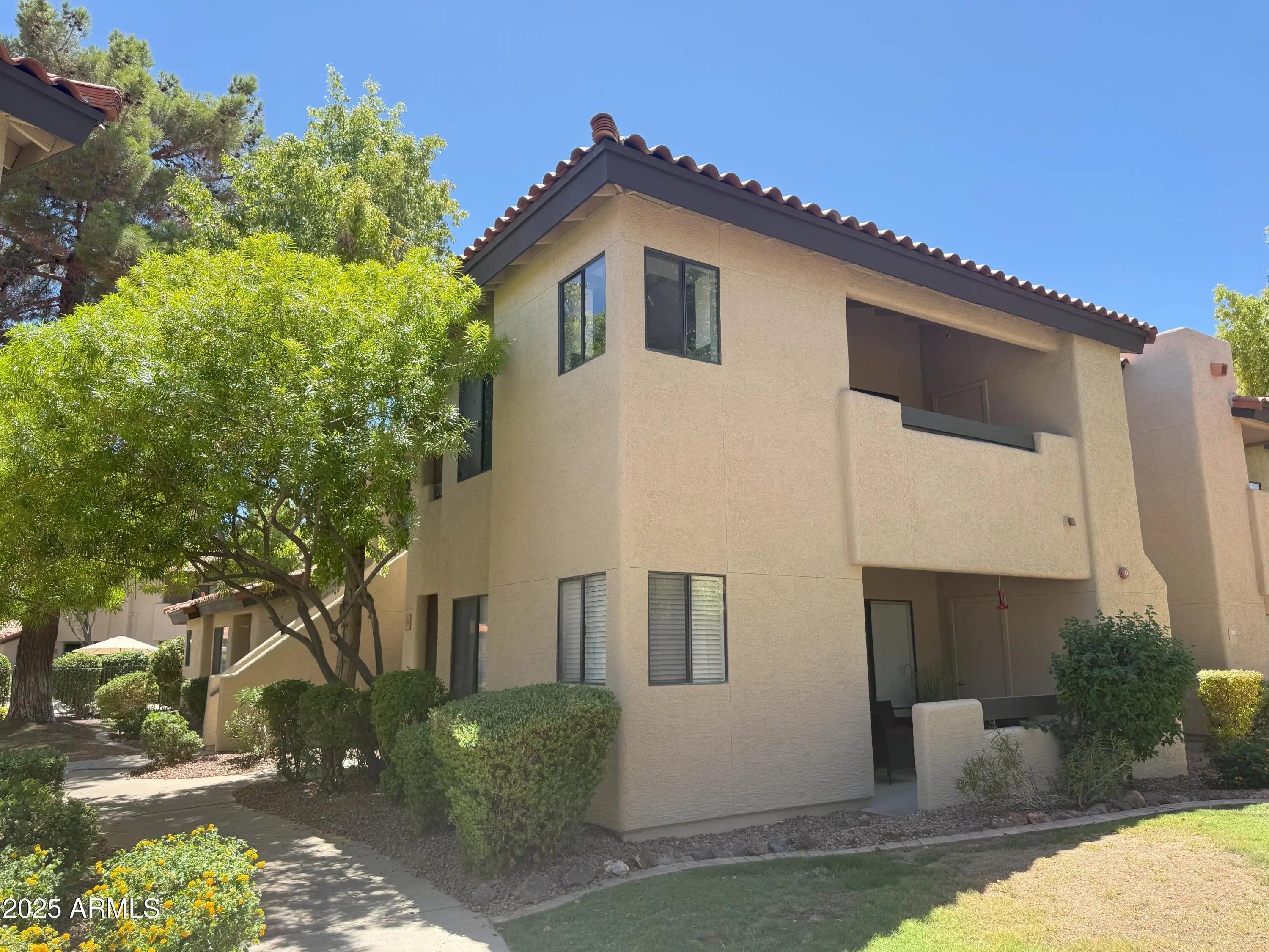 Photo of Listing #6901040