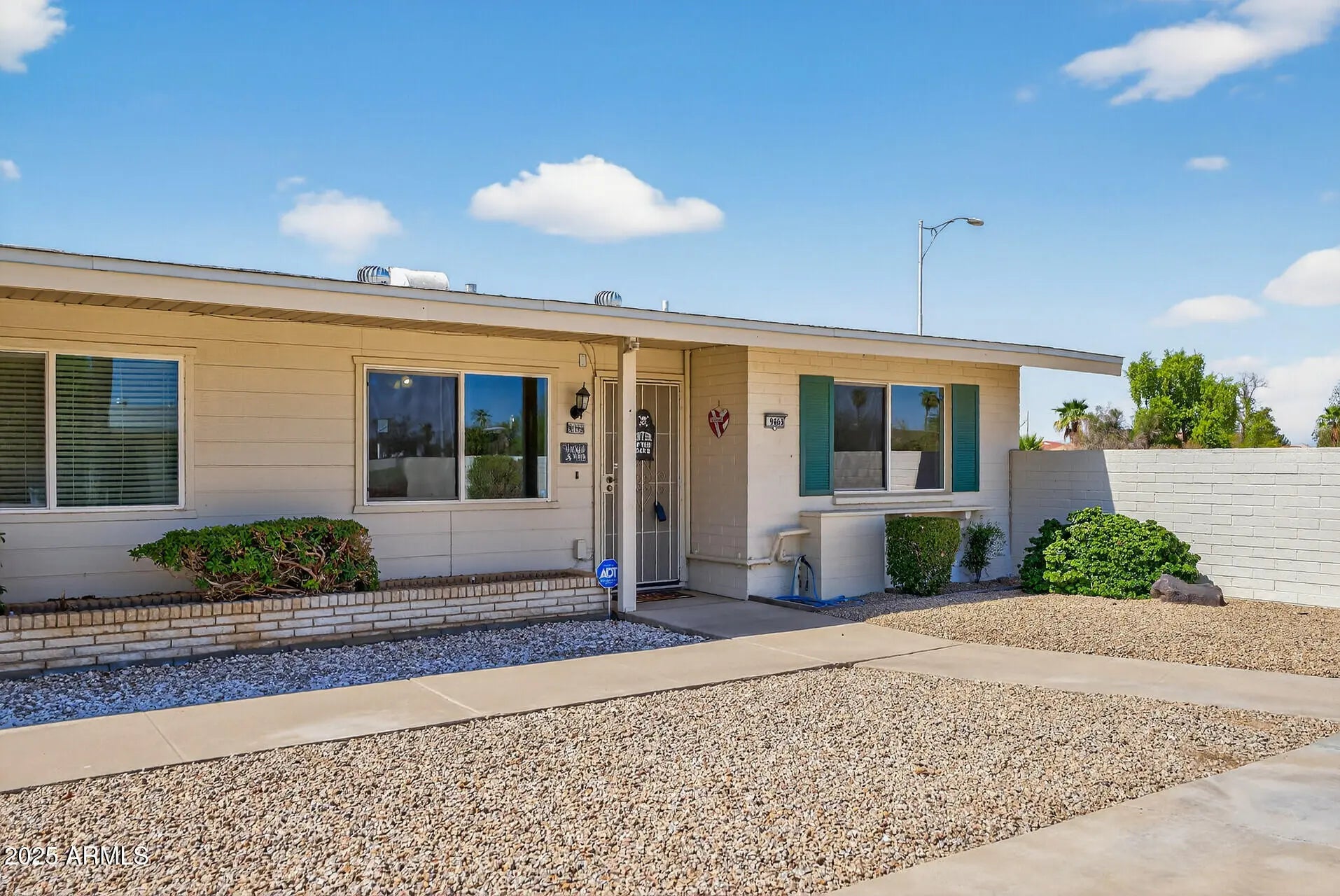 Photo of Listing #6900755