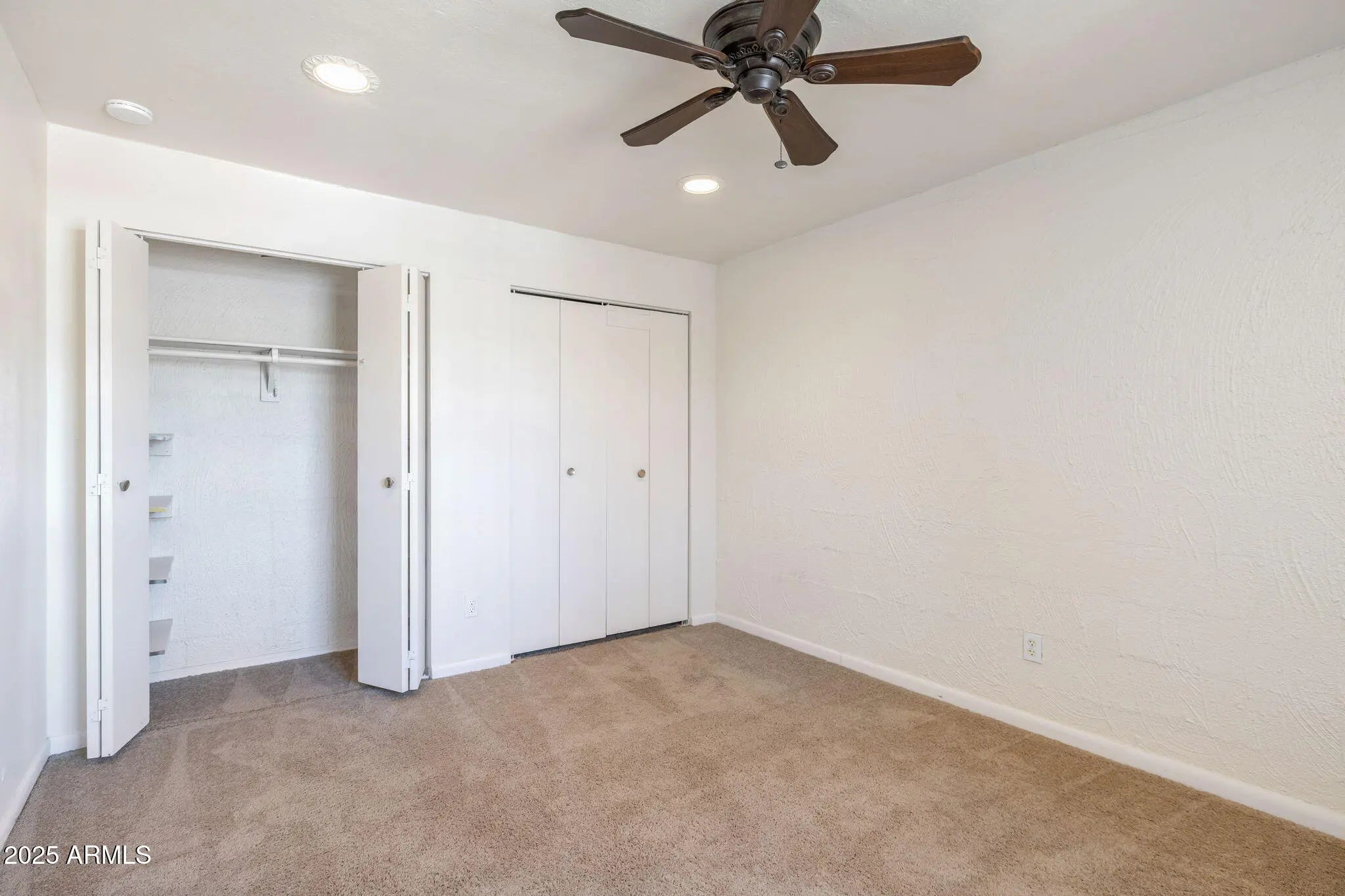 Photo of Listing #6900362