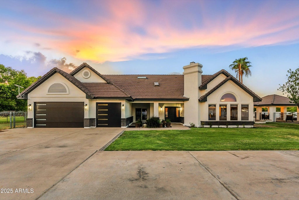140 E Pony Lane, Gilbert