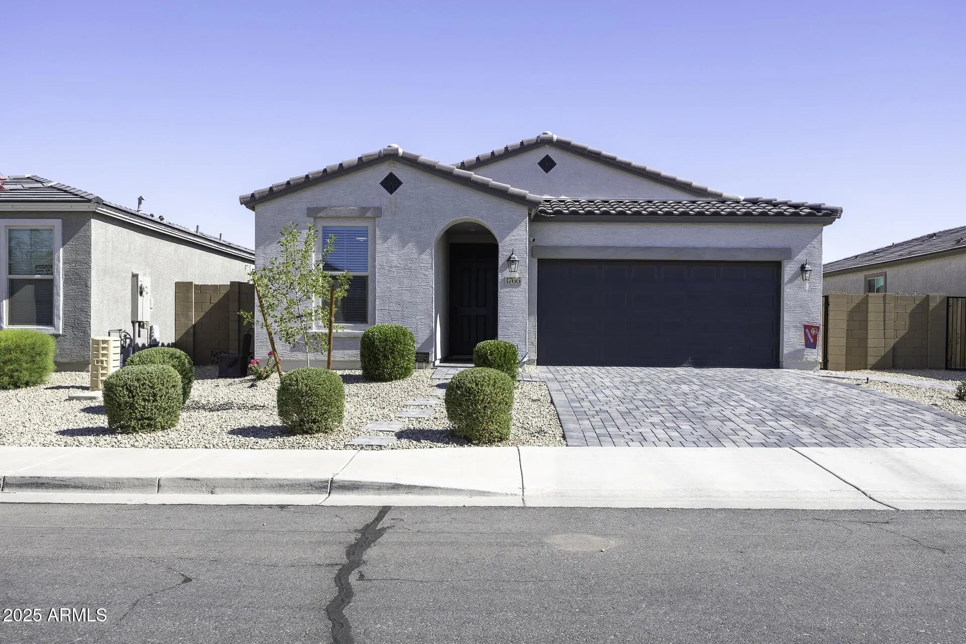 Photo of Listing #6900409