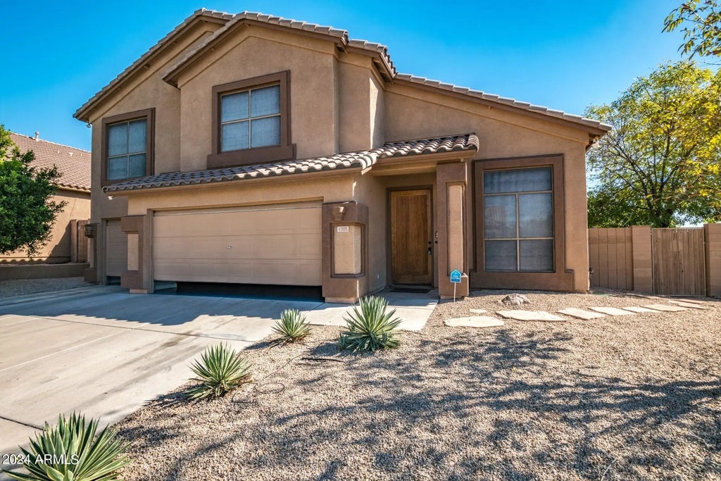 1705 E Rose Garden Lane, Phoenix