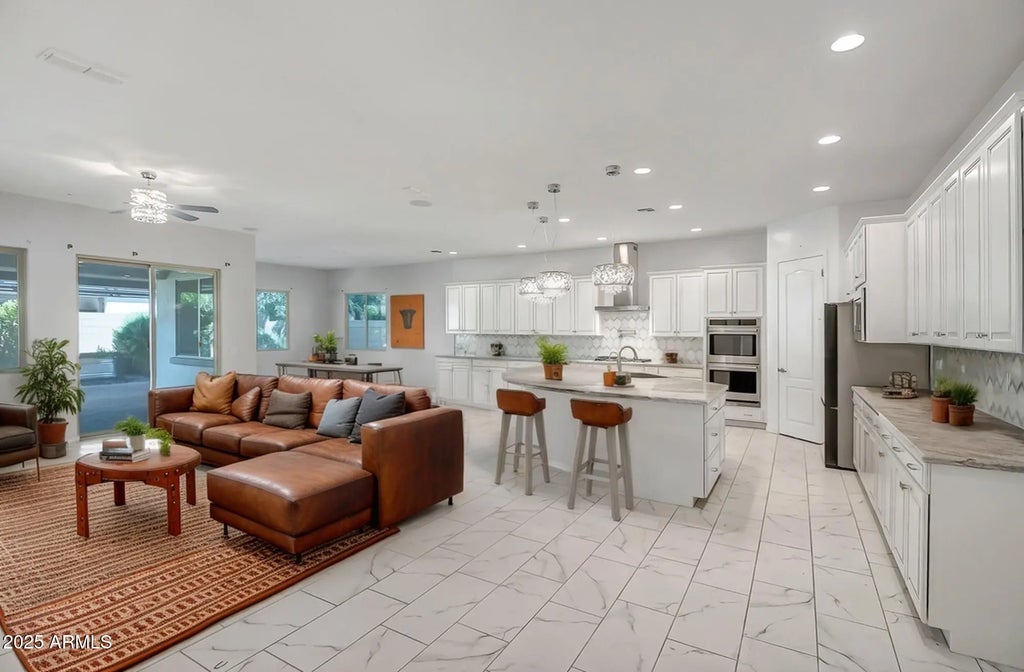 9390 W Parkside Lane, Peoria