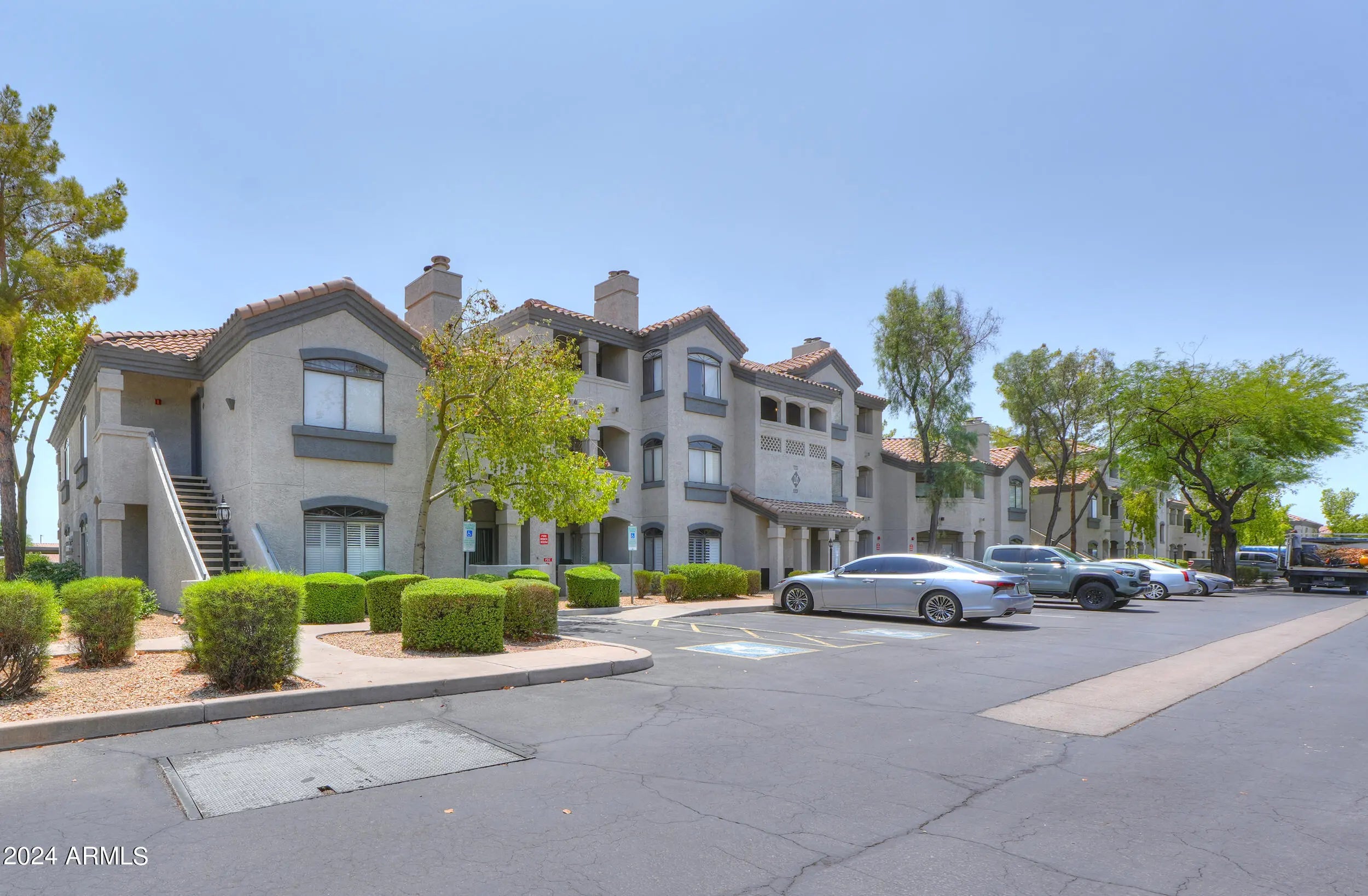 Photo of Listing #6900546