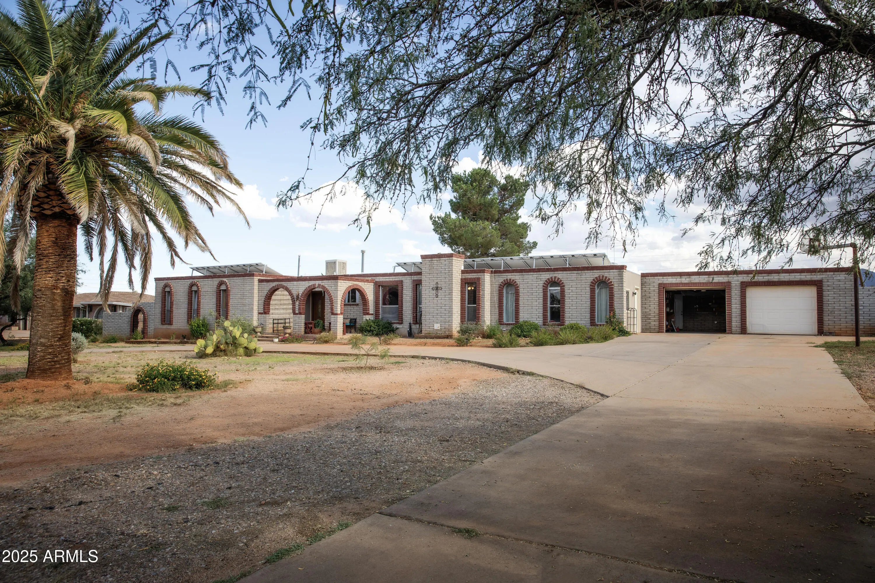 Photo of Listing #6900923