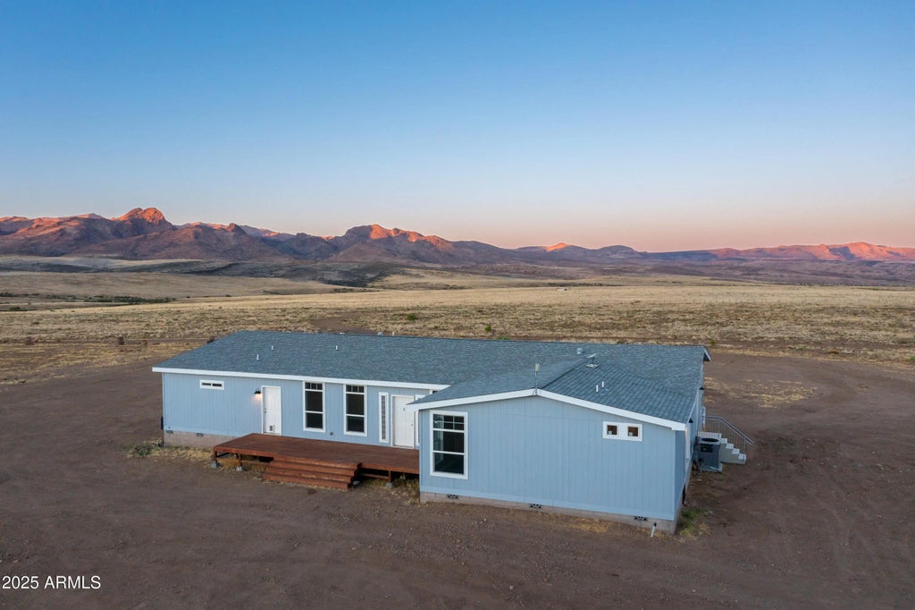 19965 E Stargazer Drive, Wikieup