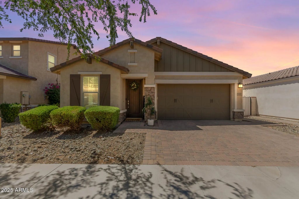 9909 E Theia Drive, Mesa