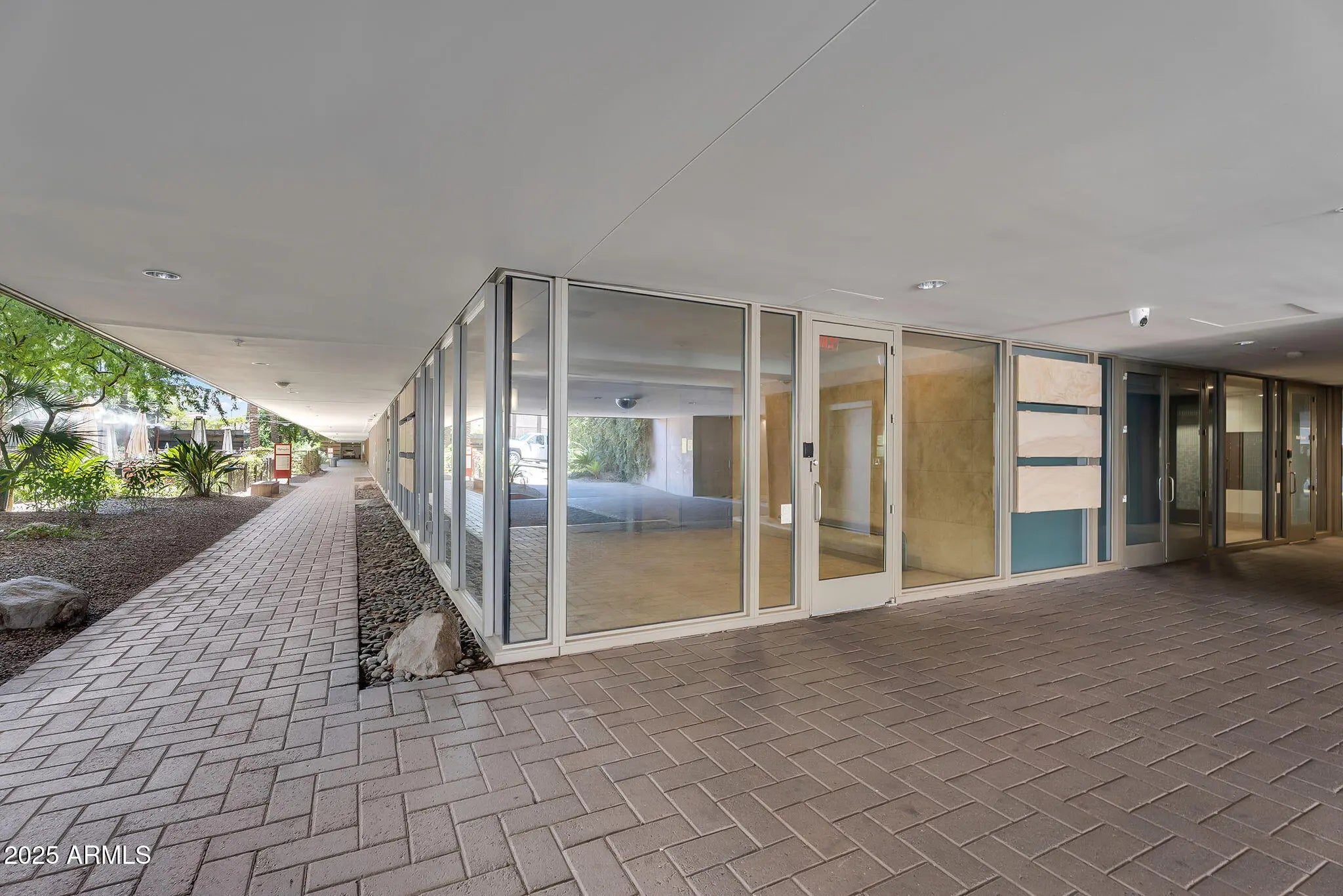 Photo of Listing #6917246