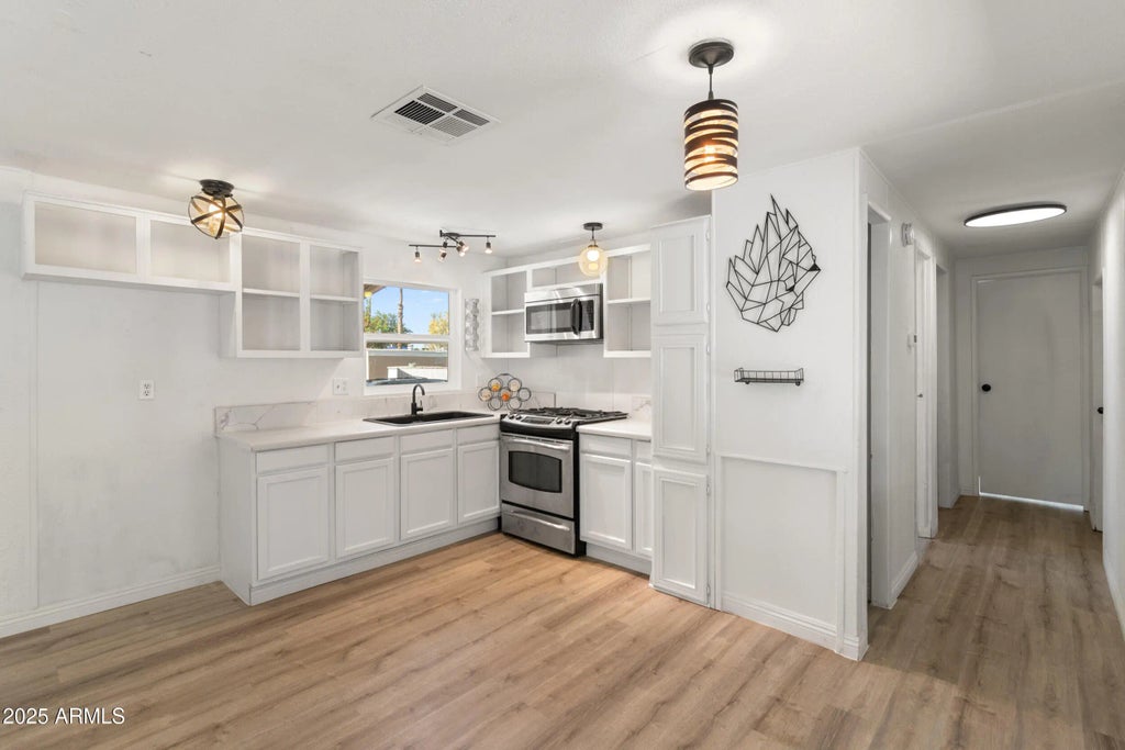 400 W Baseline Road (unit 100), Tempe