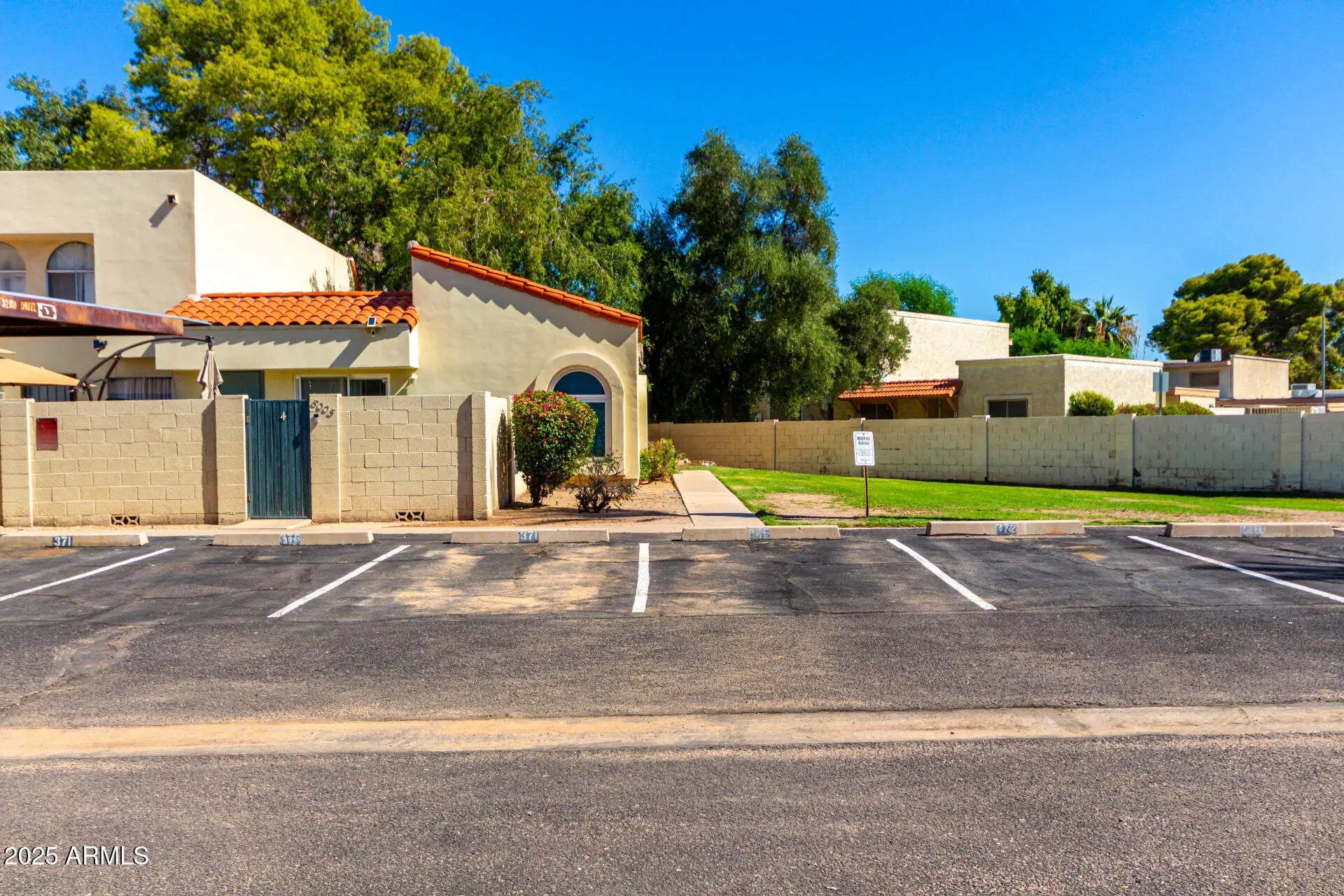 Photo of Listing #6931546