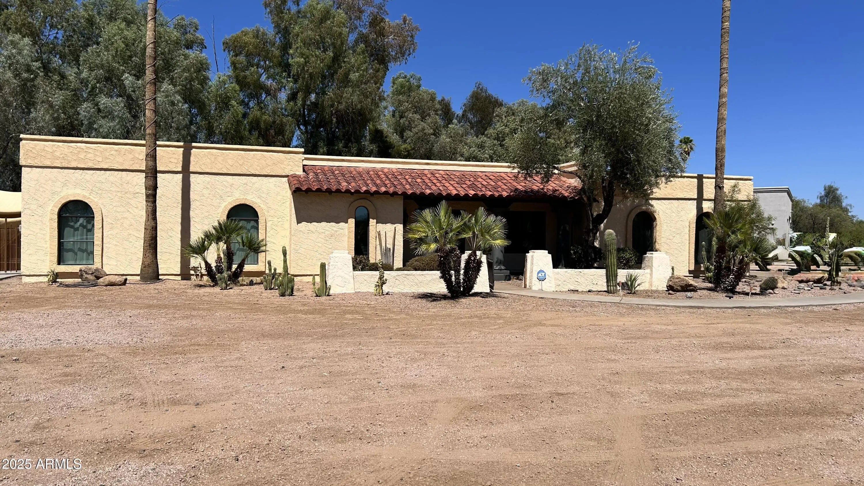 Photo of Listing #6901086