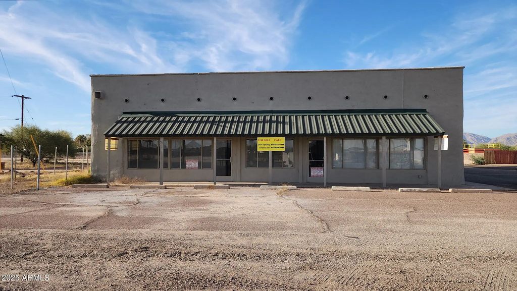 66695 Highway 60, Salome
