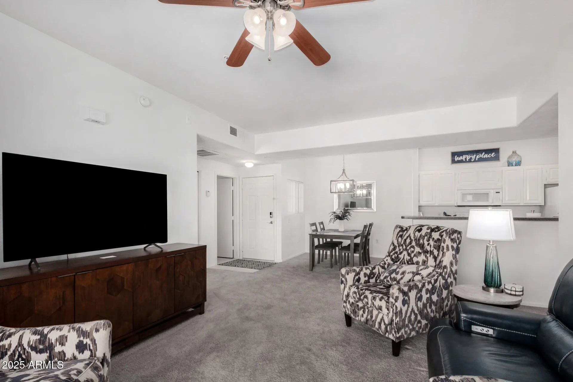 Photo of Listing #6901192