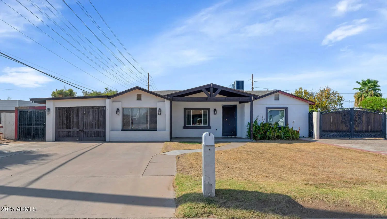 Photo of Listing #6909303