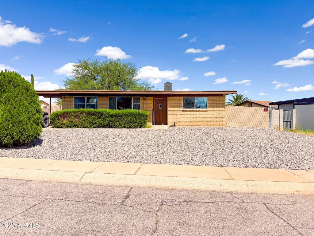 51 E Brown Drive, Sierra Vista