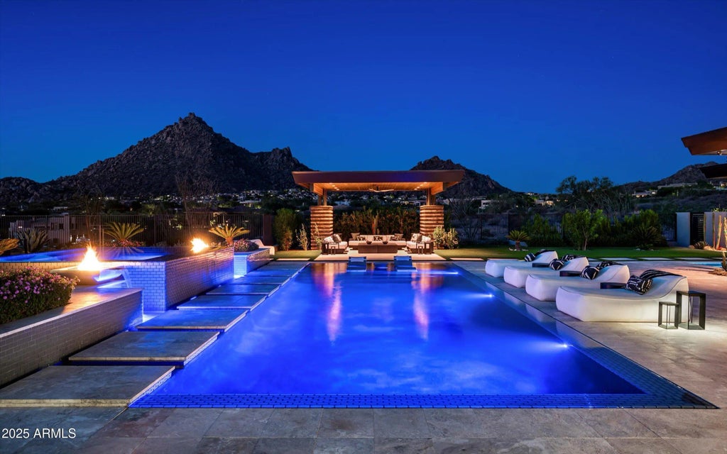 10784 E Pinnacle Peak Road, Scottsdale