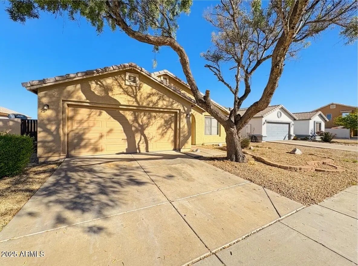 Photo of Listing #6901559