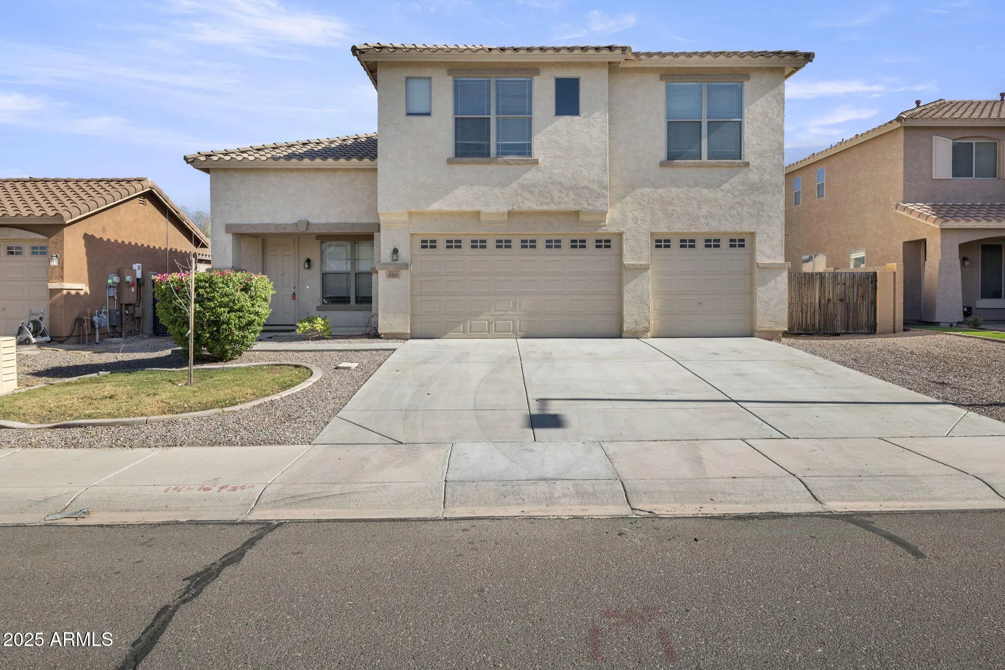 Photo of Listing #6901598