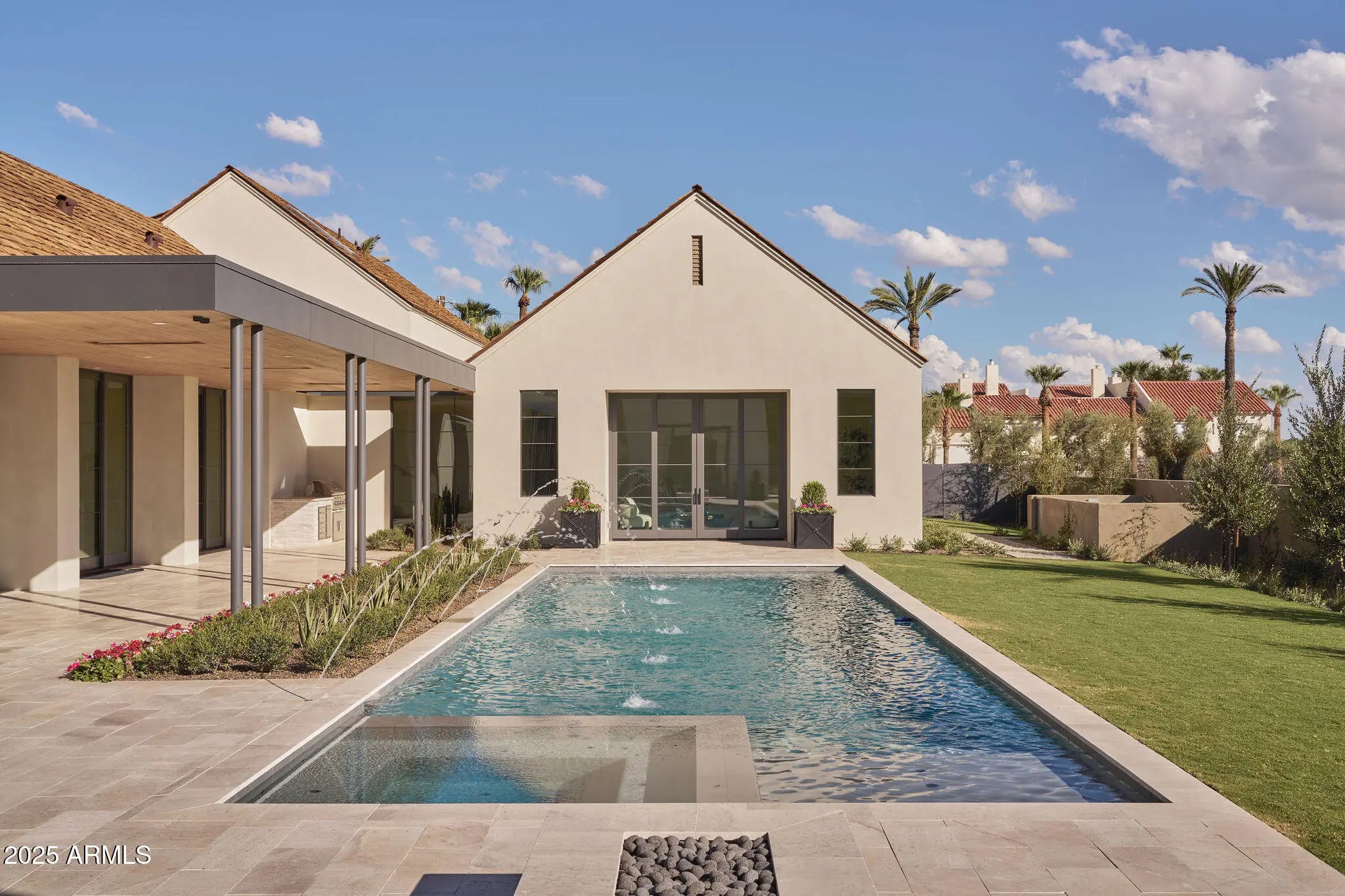 Photo of Listing #6920485