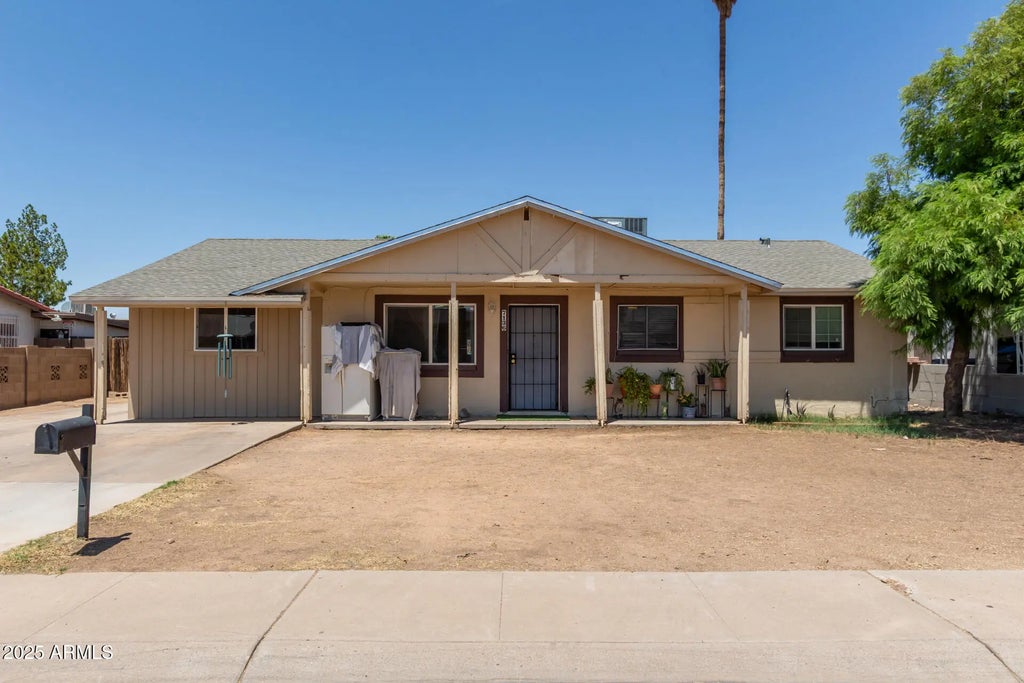 7136 W Lewis Avenue, Phoenix
