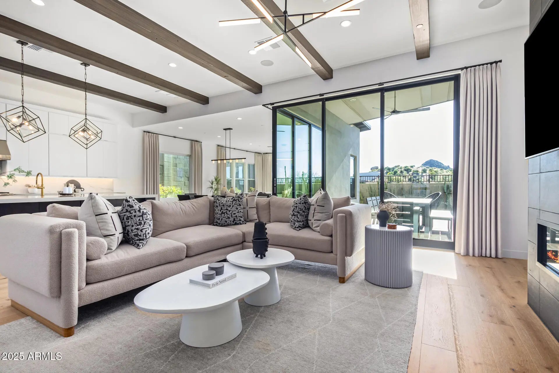 Photo of Listing #6903324