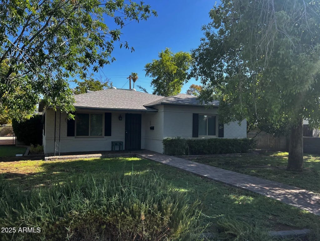 2428 E Verde Lane, Phoenix