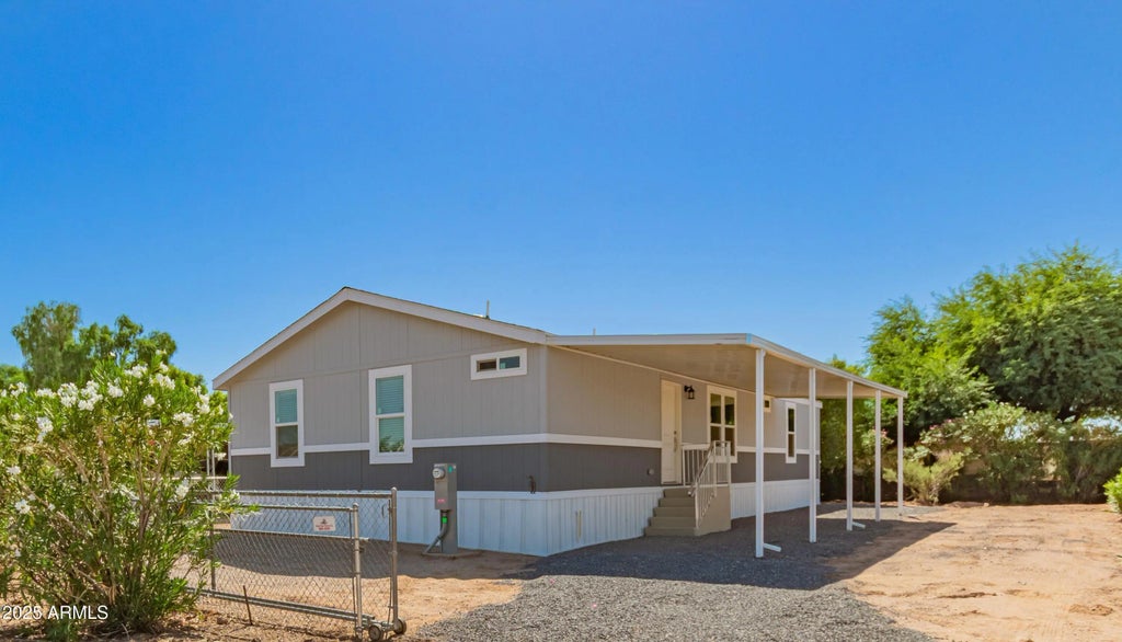 7633 E Harmony Avenue, Mesa