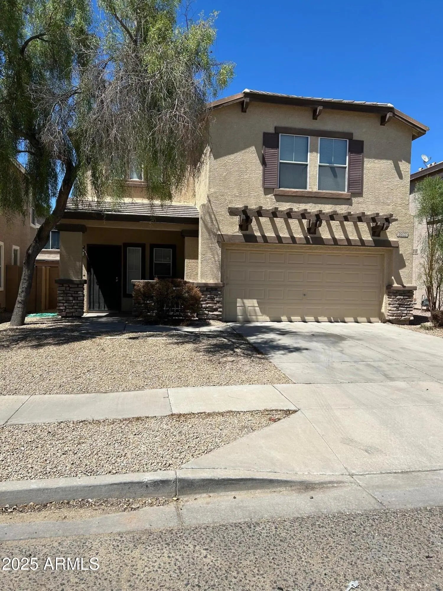 Photo of Listing #6902658